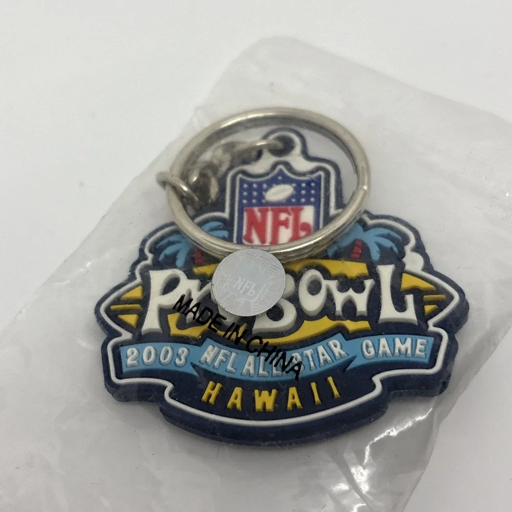 Pro Bowl 2003 rubber / pvc keychain New in sealed package vintage NFL Hawaii‎ 2
